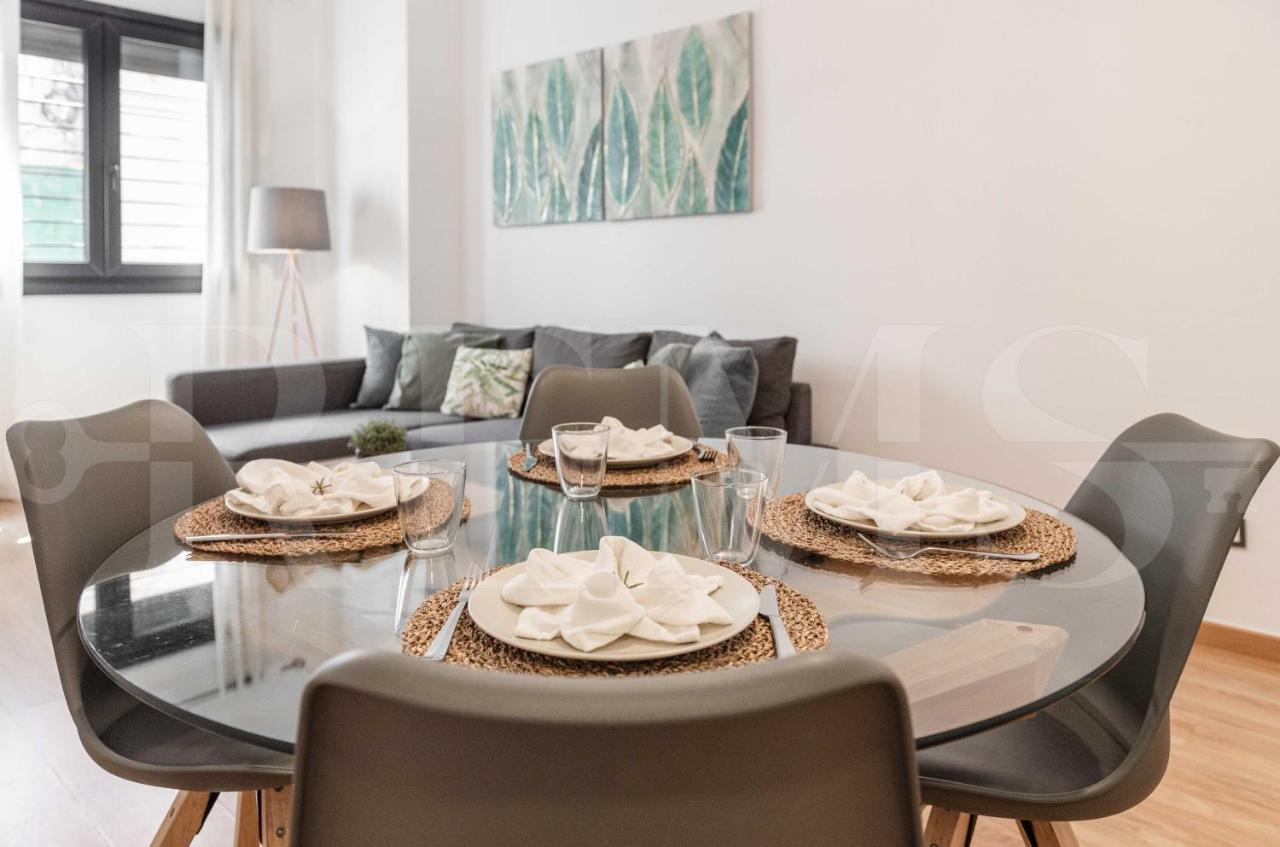 3Br Apartment With Parking And Patio In The Center By Rems マラガ エクステリア 写真