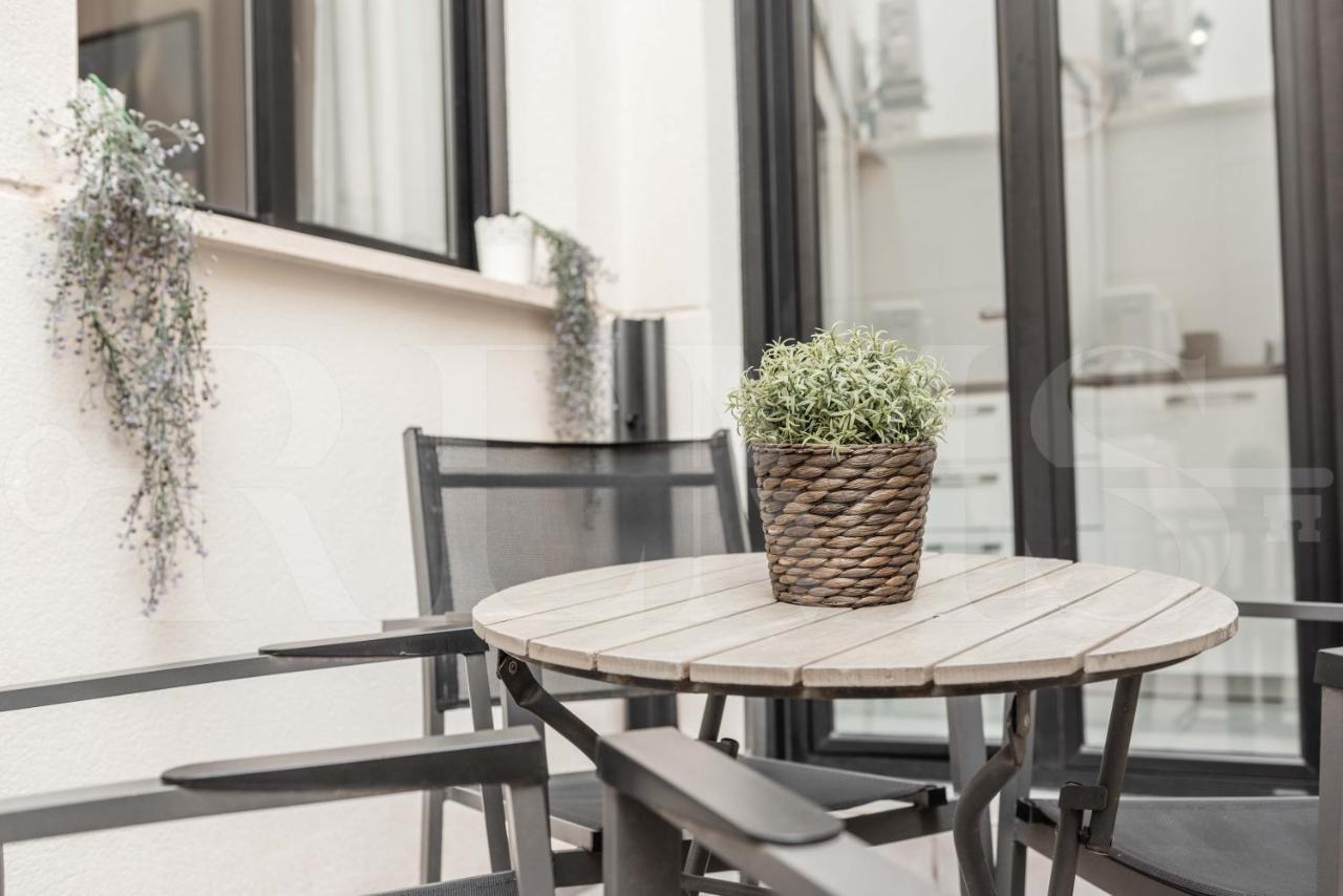 3Br Apartment With Parking And Patio In The Center By Rems マラガ エクステリア 写真
