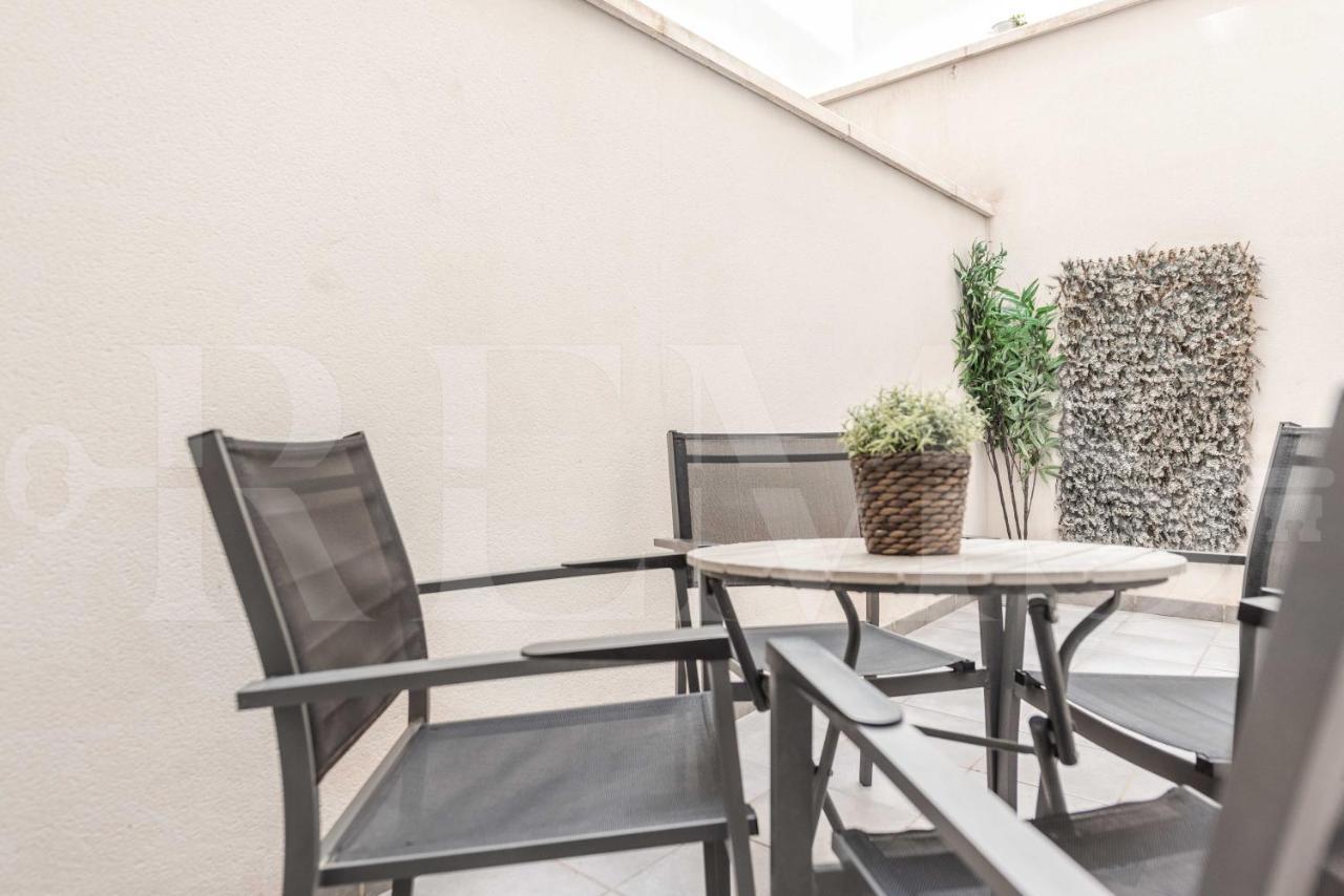 3Br Apartment With Parking And Patio In The Center By Rems マラガ エクステリア 写真