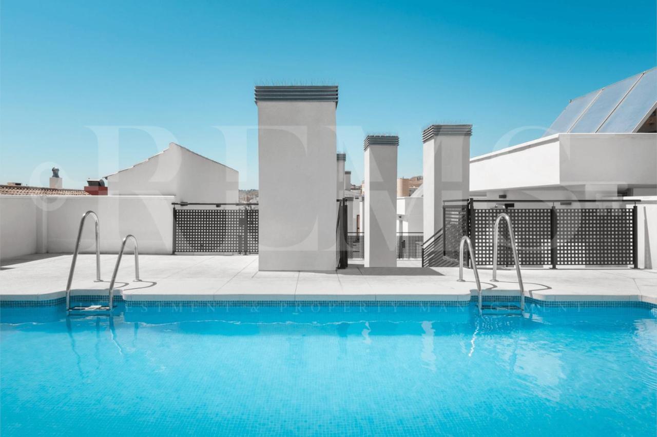 3Br Apartment With Parking And Patio In The Center By Rems マラガ エクステリア 写真