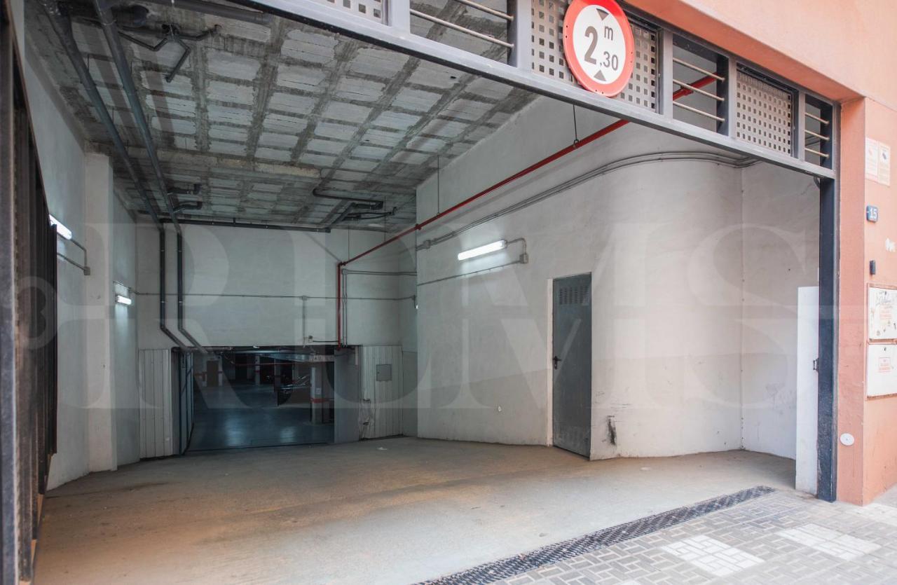 3Br Apartment With Parking And Patio In The Center By Rems マラガ エクステリア 写真